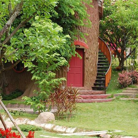 Rinrada Resort Chiang Mai Exteriör bild