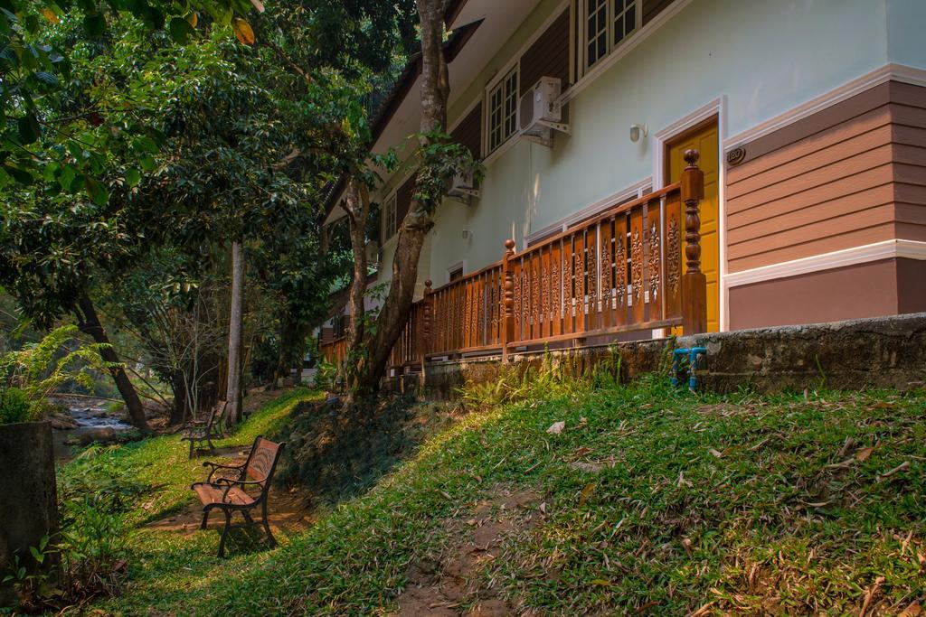Rinrada Resort Chiang Mai Exteriör bild