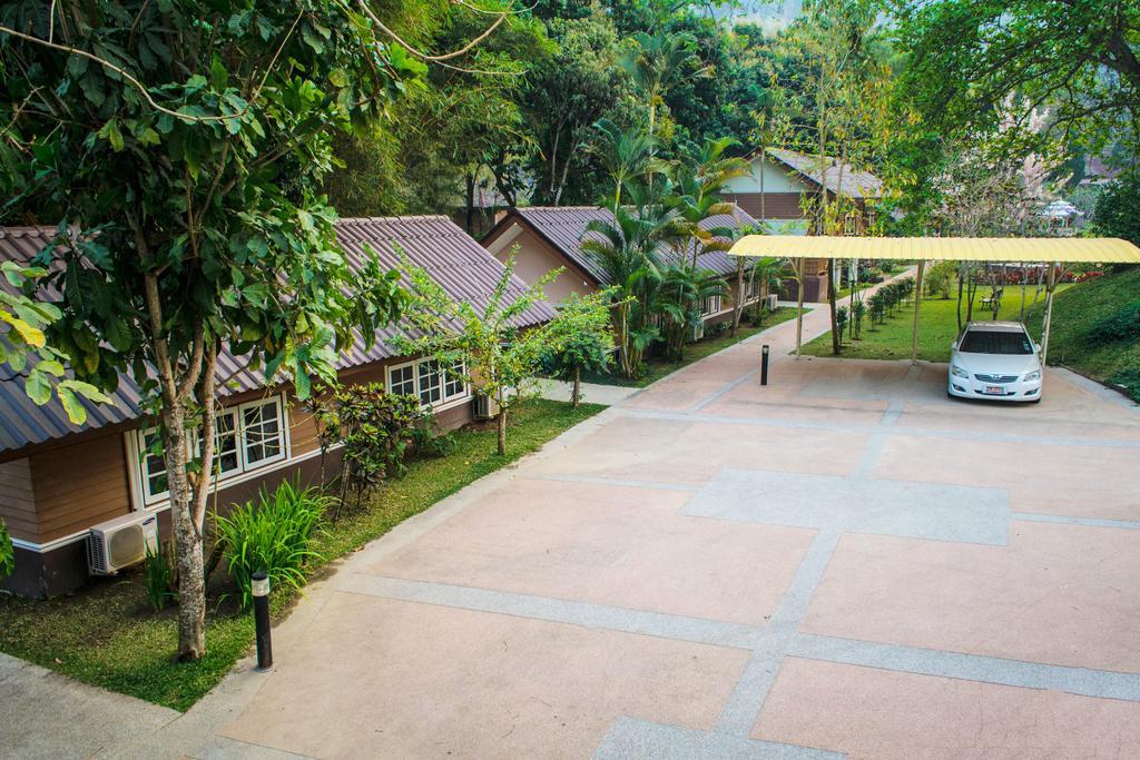 Rinrada Resort Chiang Mai Exteriör bild
