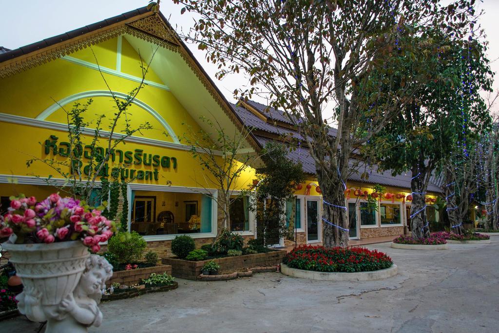 Rinrada Resort Chiang Mai Exteriör bild