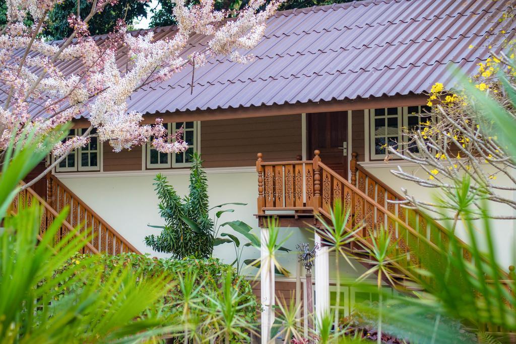 Rinrada Resort Chiang Mai Exteriör bild