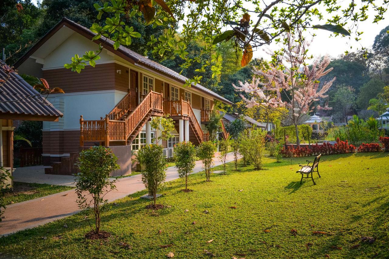 Rinrada Resort Chiang Mai Exteriör bild